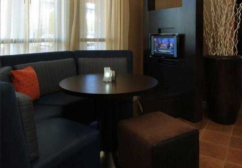 Courtyard By Marriott Dayton North Hotel Exterior foto